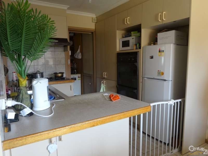 4 Simon Avenue, Noble Park VIC 3174