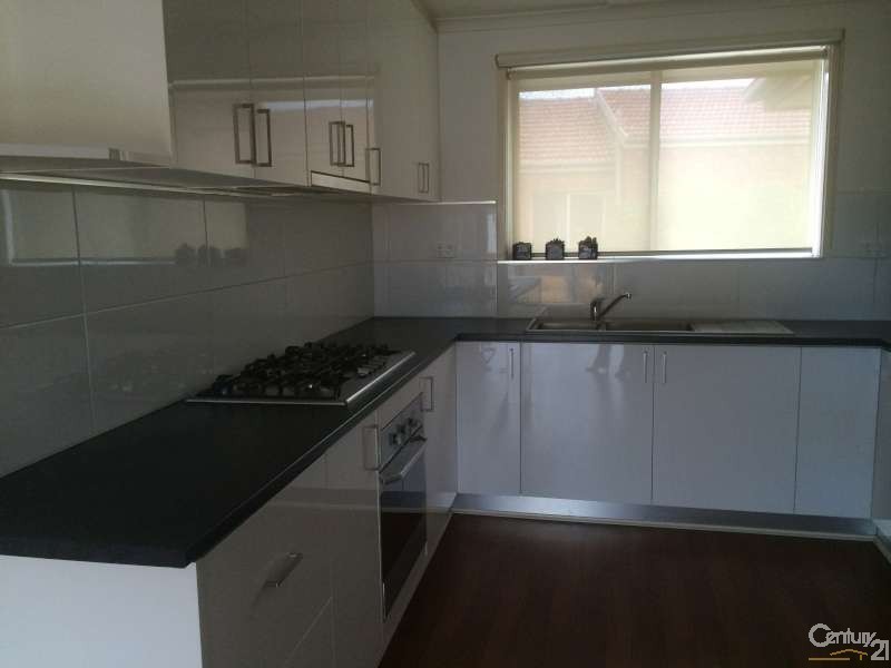 4/19 Leonard Avenue, Noble Park VIC 3174