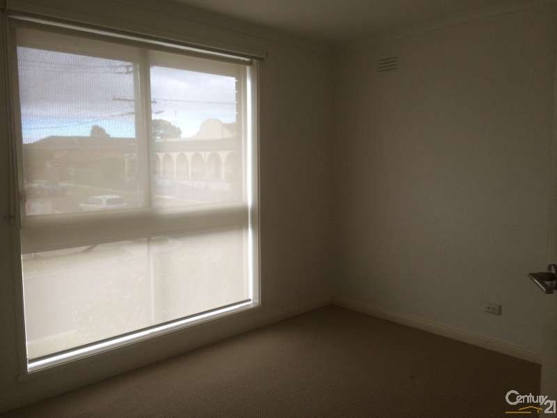 4/19 Leonard Avenue, Noble Park VIC 3174