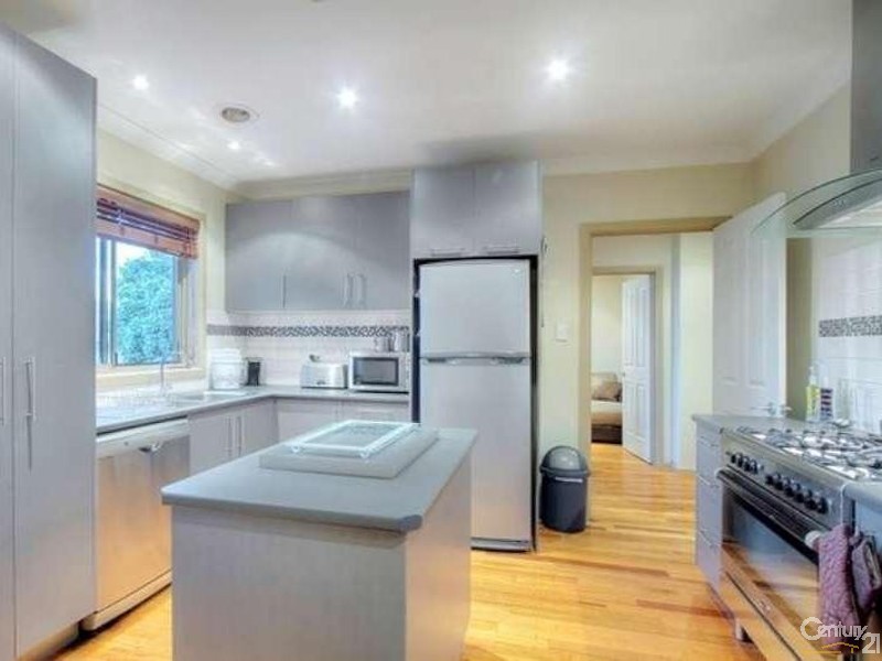 41 Highfield Avenue, Mulgrave VIC 3170