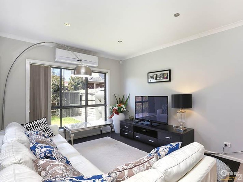 4a Rowson Grove, Clarinda VIC 3169