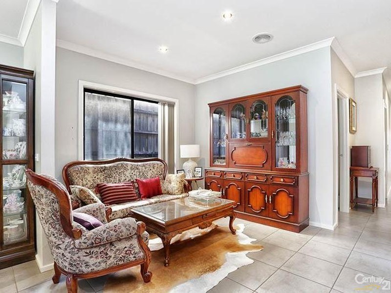 4a Rowson Grove, Clarinda VIC 3169