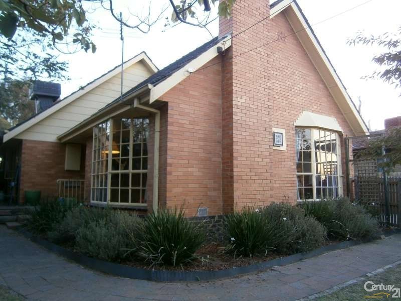 31 Hampton Drive, Hampton Park VIC 3976