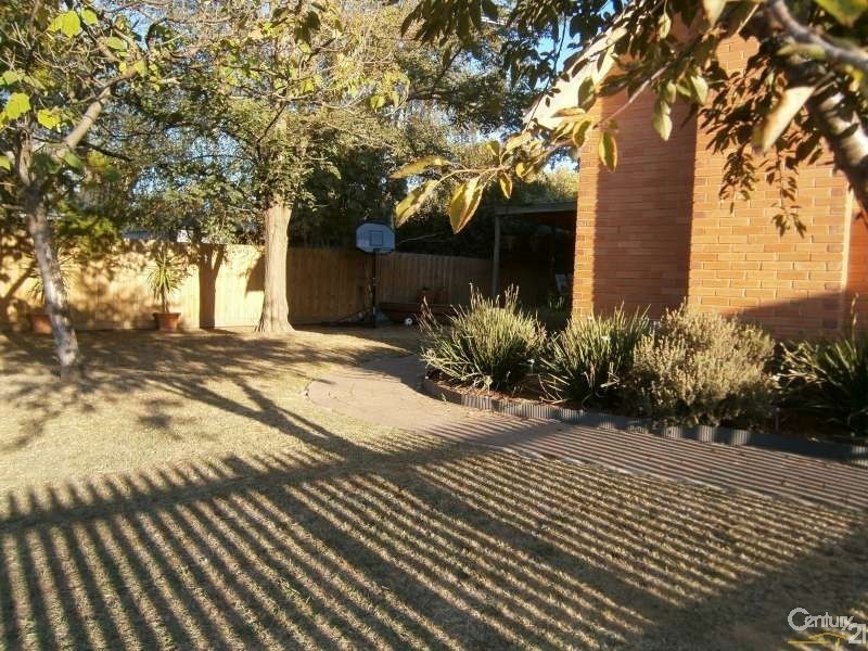 31 Hampton Drive, Hampton Park VIC 3976