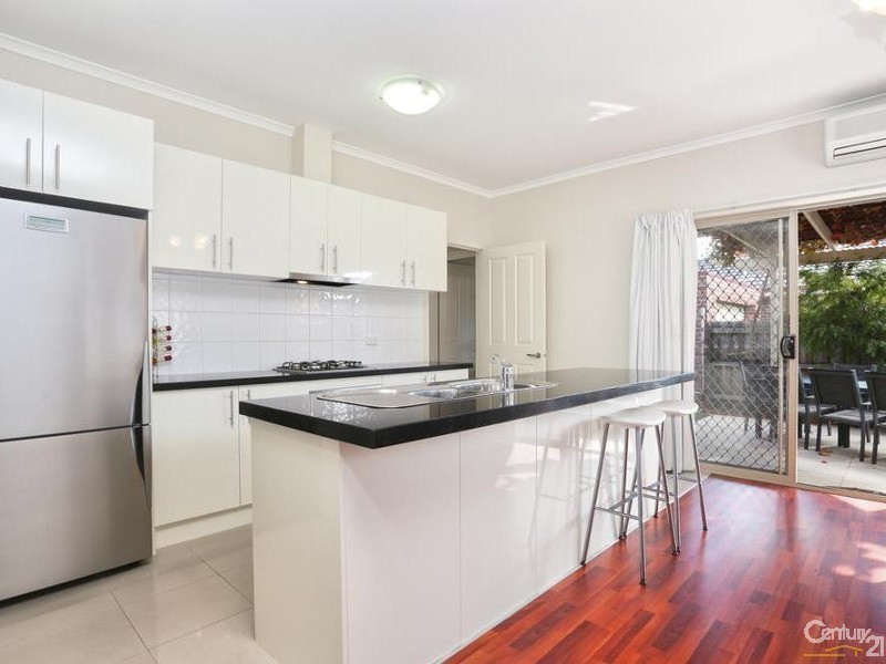 1/8a Dunblane Road, Noble Park VIC 3174