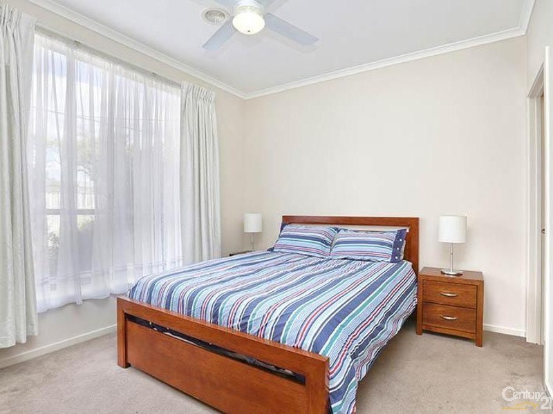 1/8a Dunblane Road, Noble Park VIC 3174