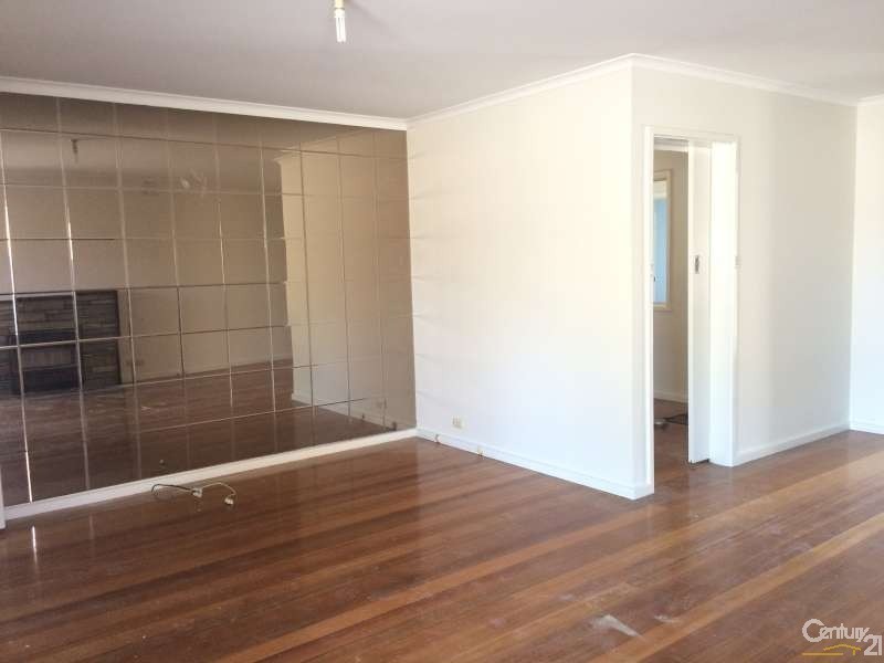 11 Carpenter Street, Noble Park VIC 3174