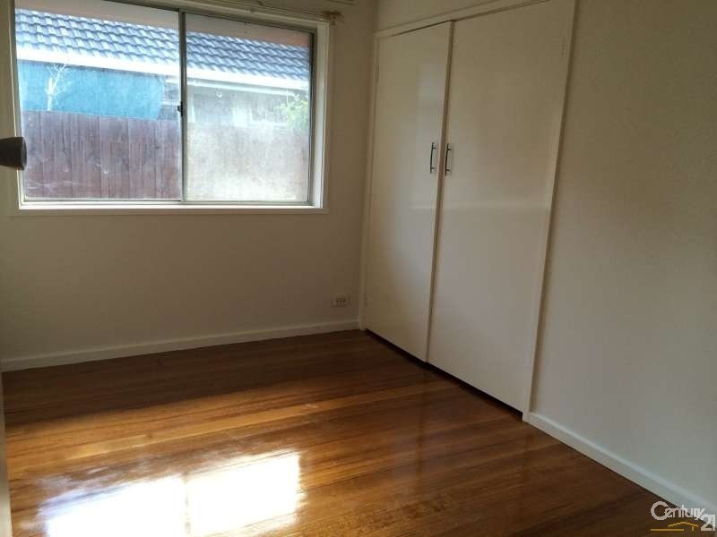 11 Carpenter Street, Noble Park VIC 3174