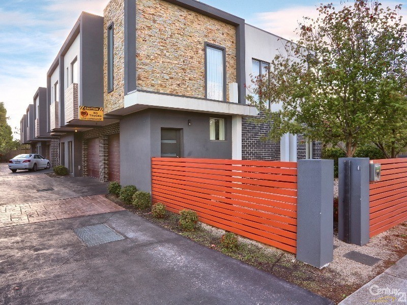 2/24 View Road, Springvale VIC 3171
