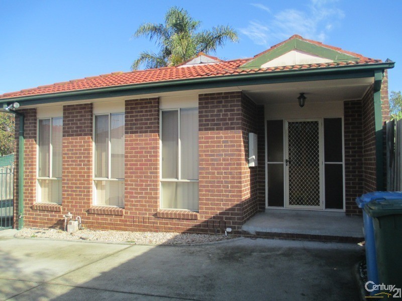 2/12 Flynn Street, Springvale VIC 3171