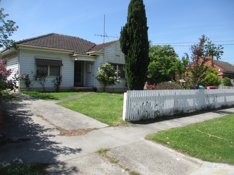 23 Stephenson Street, Springvale VIC 3171