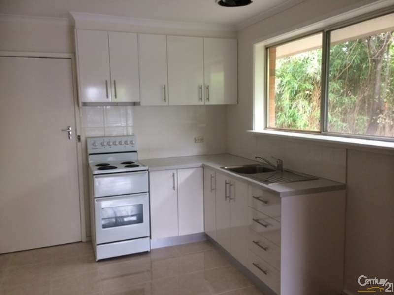 5/4-6 Louis Avenue, Dandenong VIC 3175