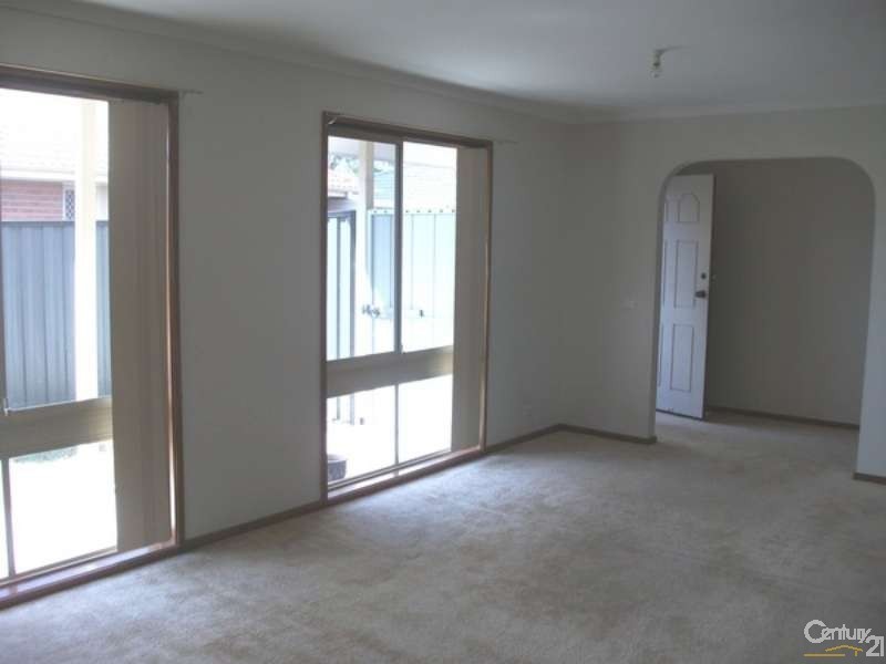 1/23 Parkview Close, Dandenong VIC 3175