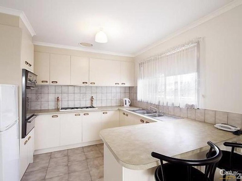 1/23 Parkview Close, Dandenong VIC 3175