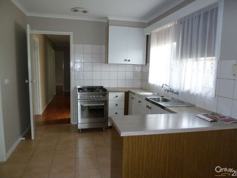 19A Third Avenue, Dandenong North VIC 3175