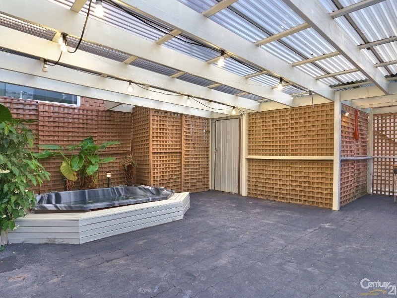 23 Suffolk Road, Dandenong North VIC 3175