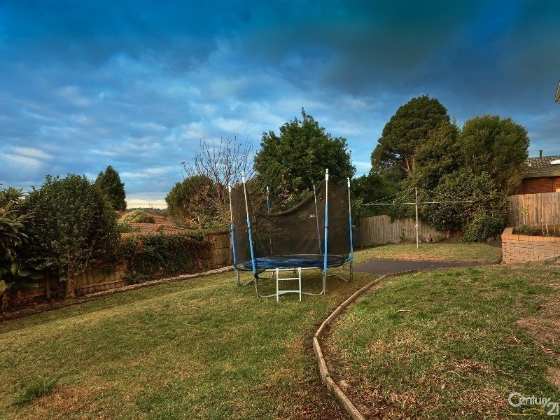 23 Suffolk Road, Dandenong North VIC 3175