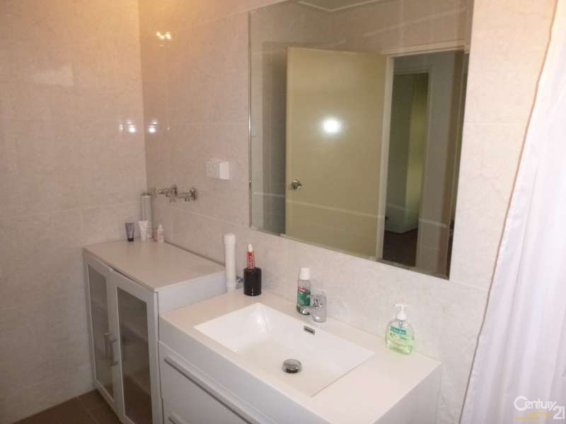 11/1-3 Herbert Street, Dandenong VIC 3175