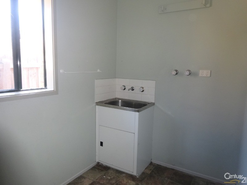 2/2 Seventh Avenue, Dandenong VIC 3175