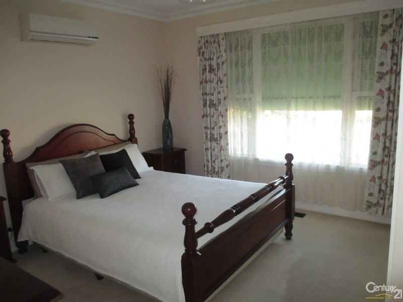 26 Lawn Road, Noble Park VIC 3174