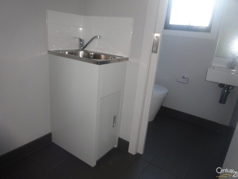 84 City Vista Circuit, Cranbourne West VIC 3977