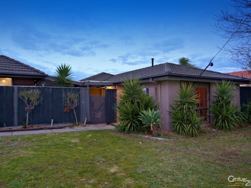 2 Sunnyvale Cres, Keysborough VIC 3173