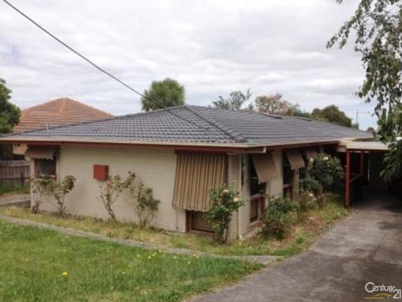 8 Doveton Avenue, Eumemmerring VIC 3177