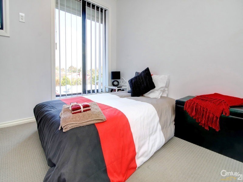 3/30 Jones Road, Dandenong VIC 3175