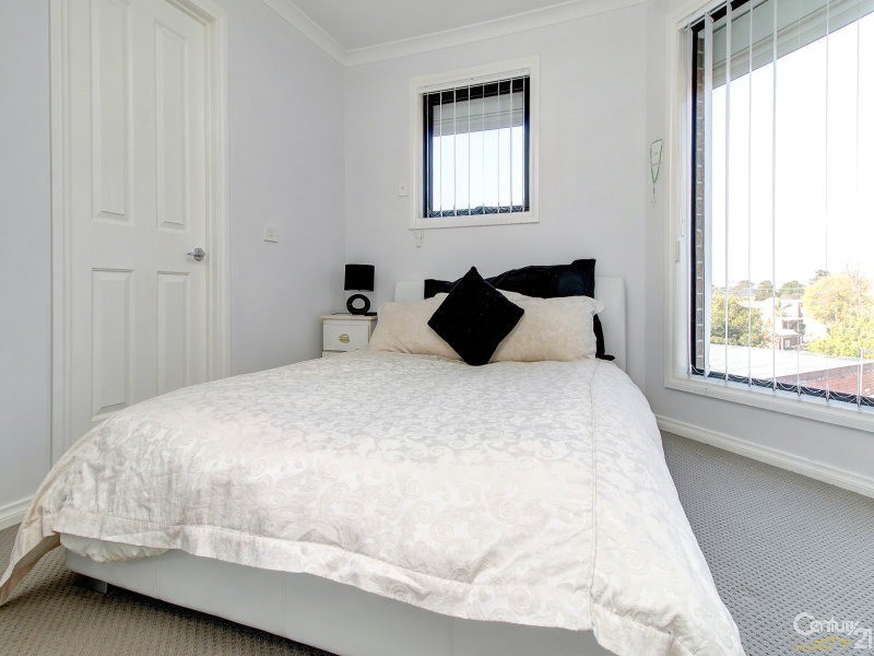 3/30 Jones Road, Dandenong VIC 3175