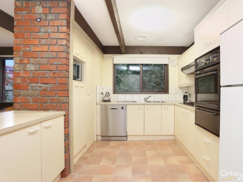 321 Gladstone Road, Dandenong North VIC 3175