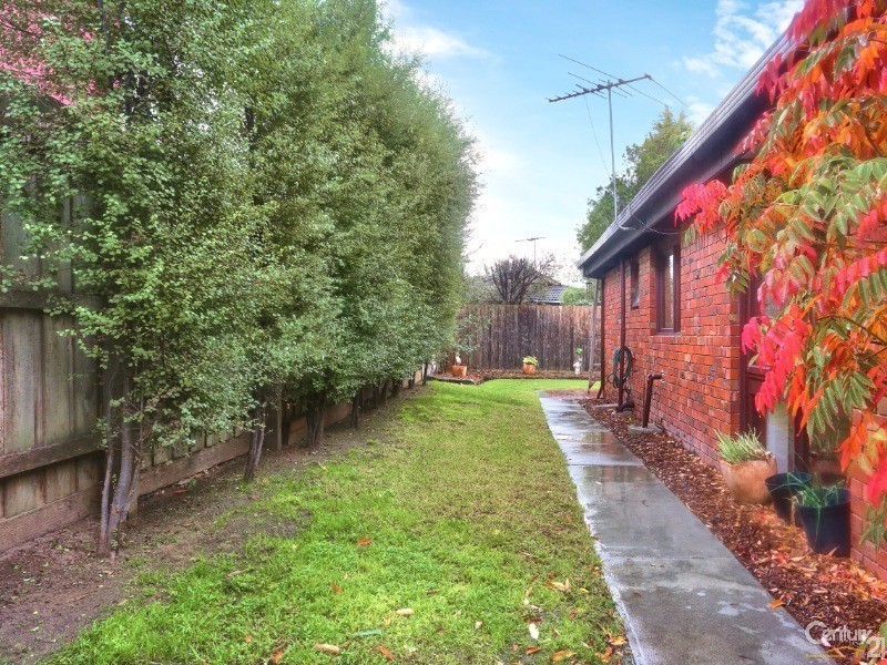 321 Gladstone Road, Dandenong North VIC 3175