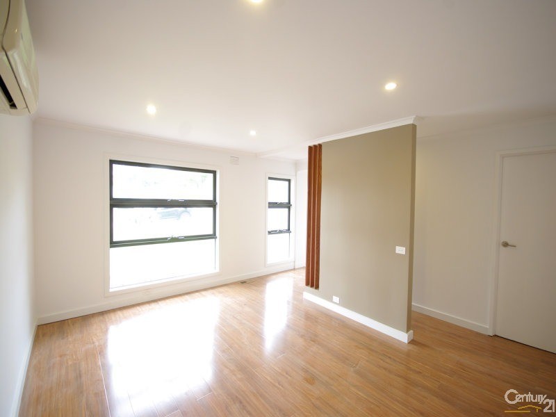 3 Lachlan Drive, Endeavour Hills VIC 3802