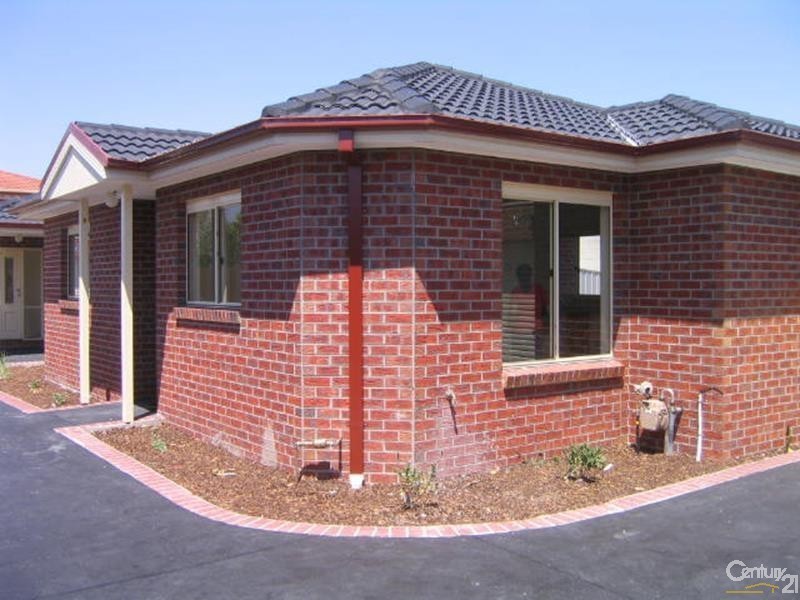 2/8 Noble Street, Noble Park VIC 3174