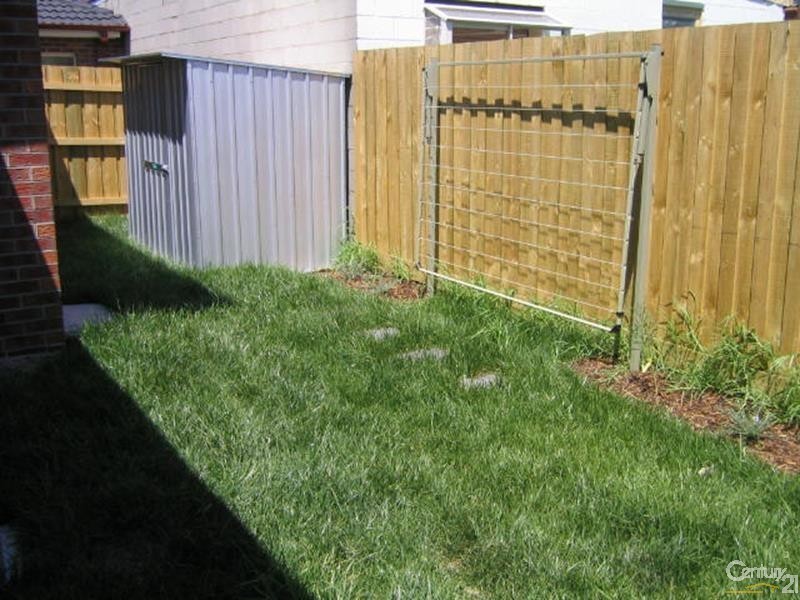 2/8 Noble Street, Noble Park VIC 3174