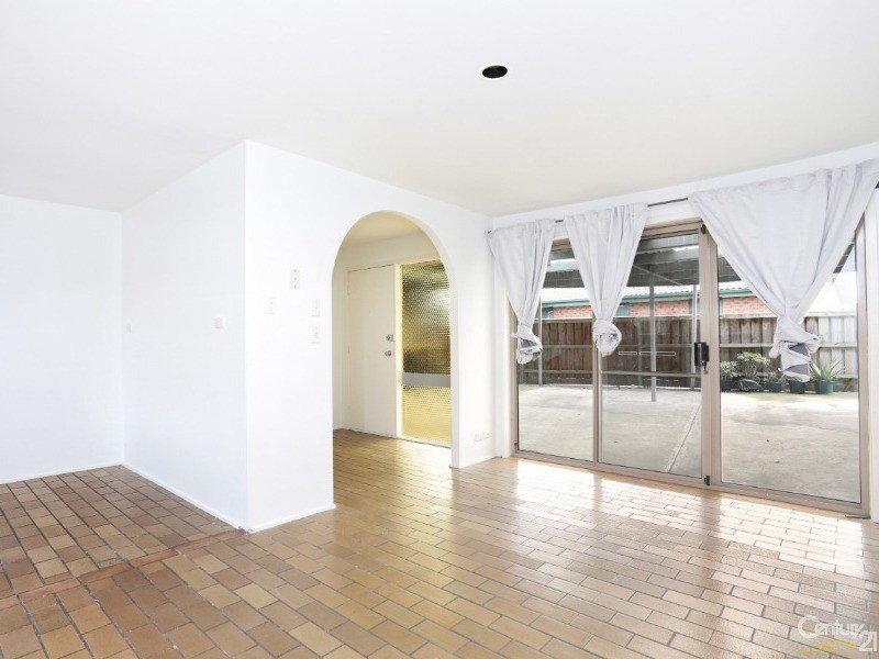 7 Waddington Cres, Springvale South VIC 3172