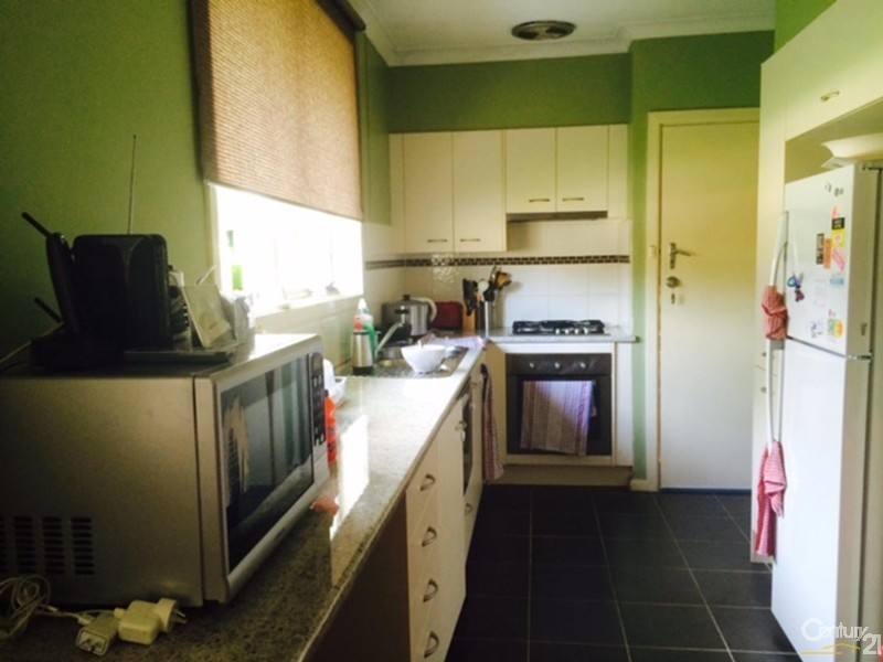 1/45 Hillside Avenue, Dandenong North VIC 3175