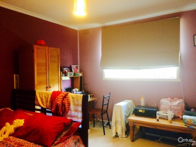 1/45 Hillside Avenue, Dandenong North VIC 3175