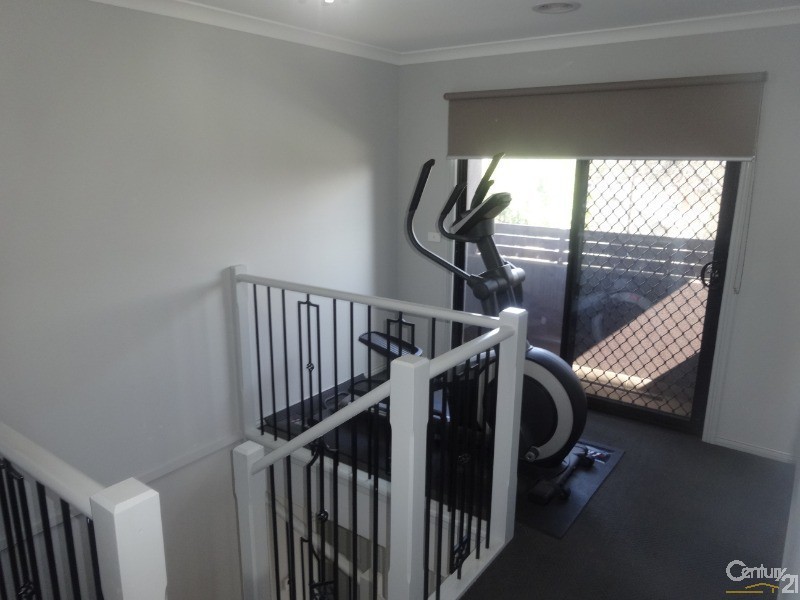 1/25 Dunblane Road, Noble Park VIC 3174