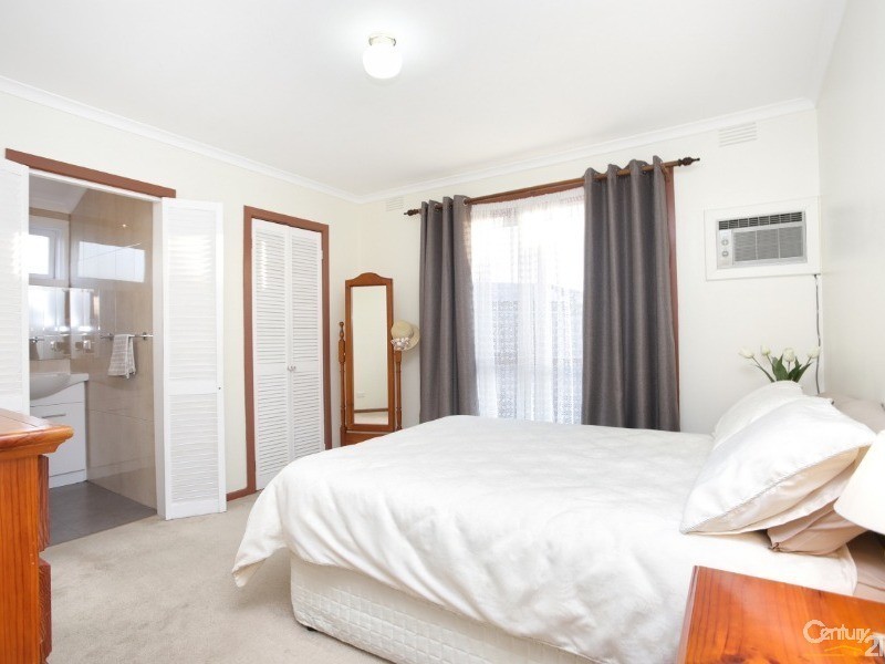 14 Narrabeen Court, Noble Park VIC 3174