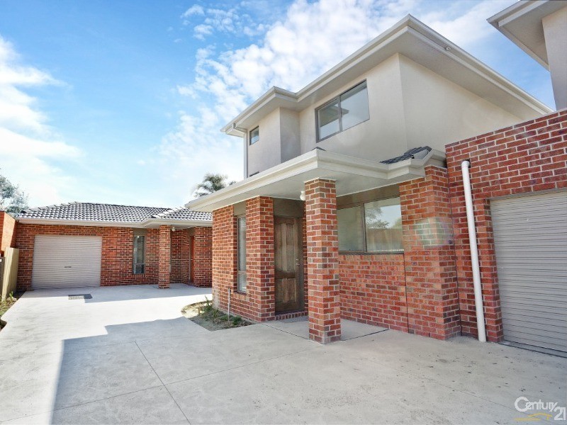 2/16 Eumemmerring Drive, Eumemmerring VIC 3177