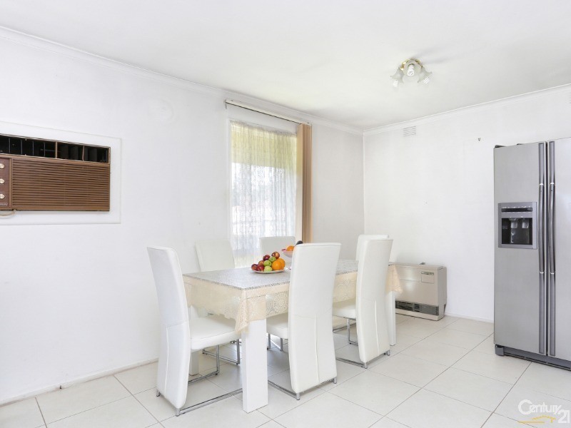 65 Sheoak Street, Doveton VIC 3177