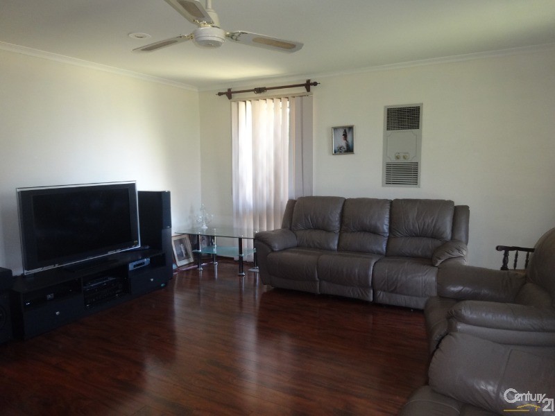 15 Coolavin Road, Noble Park North VIC 3174