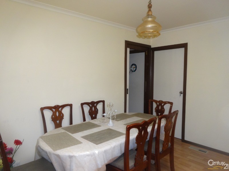 15 Coolavin Road, Noble Park North VIC 3174