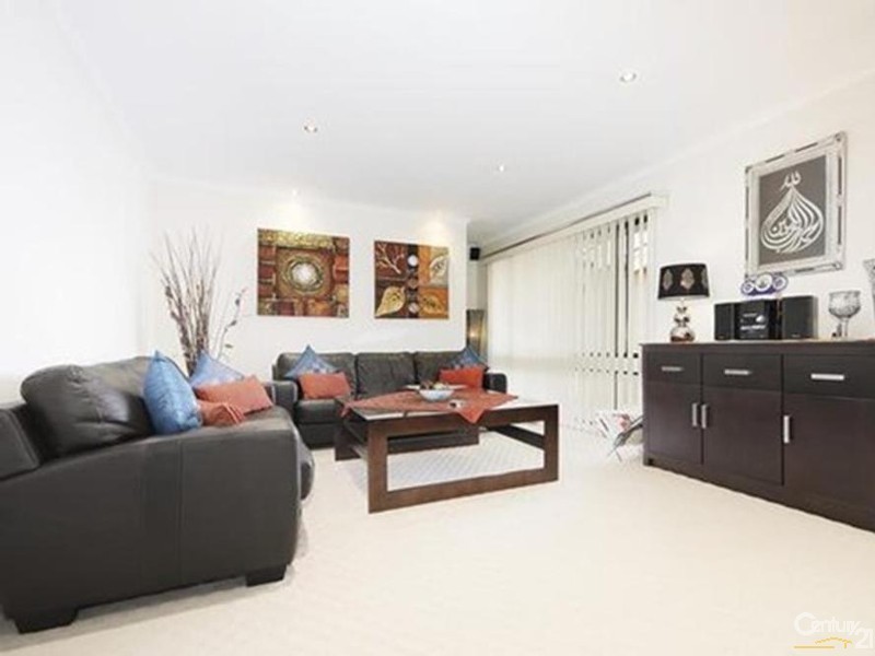 6 Dawson Court, Noble Park North VIC 3174