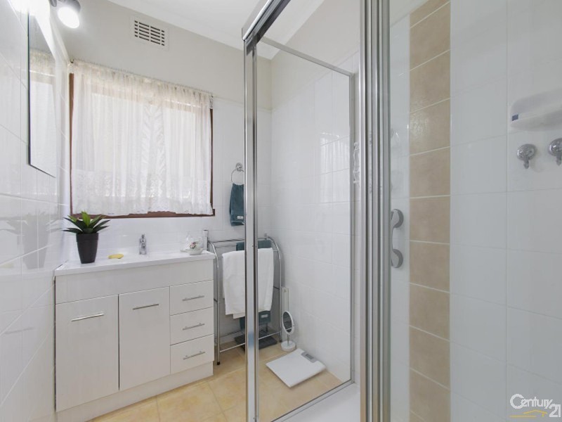 11 Koonalda Grove, Dandenong North VIC 3175