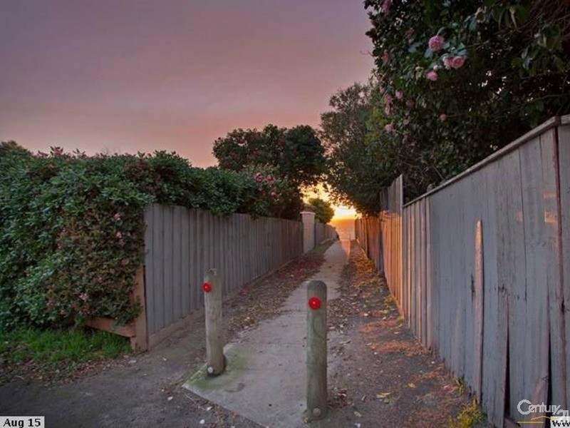 10/13 Cliff Road, Frankston VIC 3199