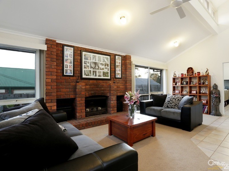 16 Esther Court, Boronia VIC 3155