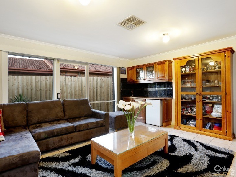 16 Esther Court, Boronia VIC 3155