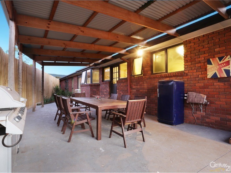 16 Esther Court, Boronia VIC 3155
