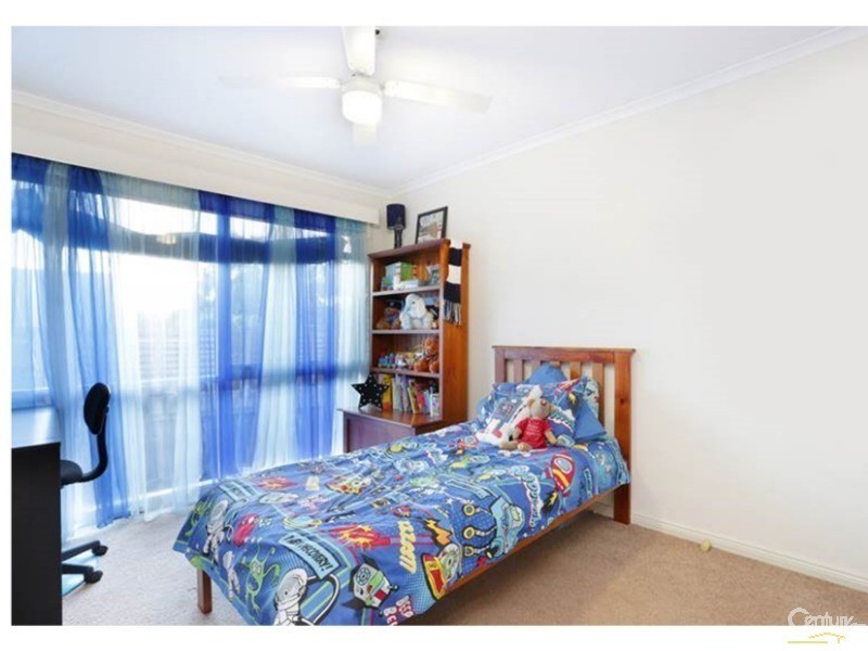 16 Esther Court, Boronia VIC 3155